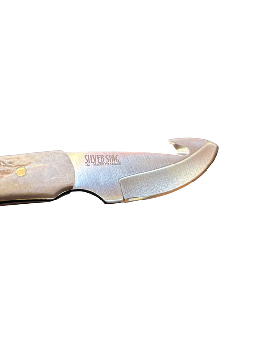 (GS2.75) - This gutting Knife delivers professional-grade performance for serious hunters.