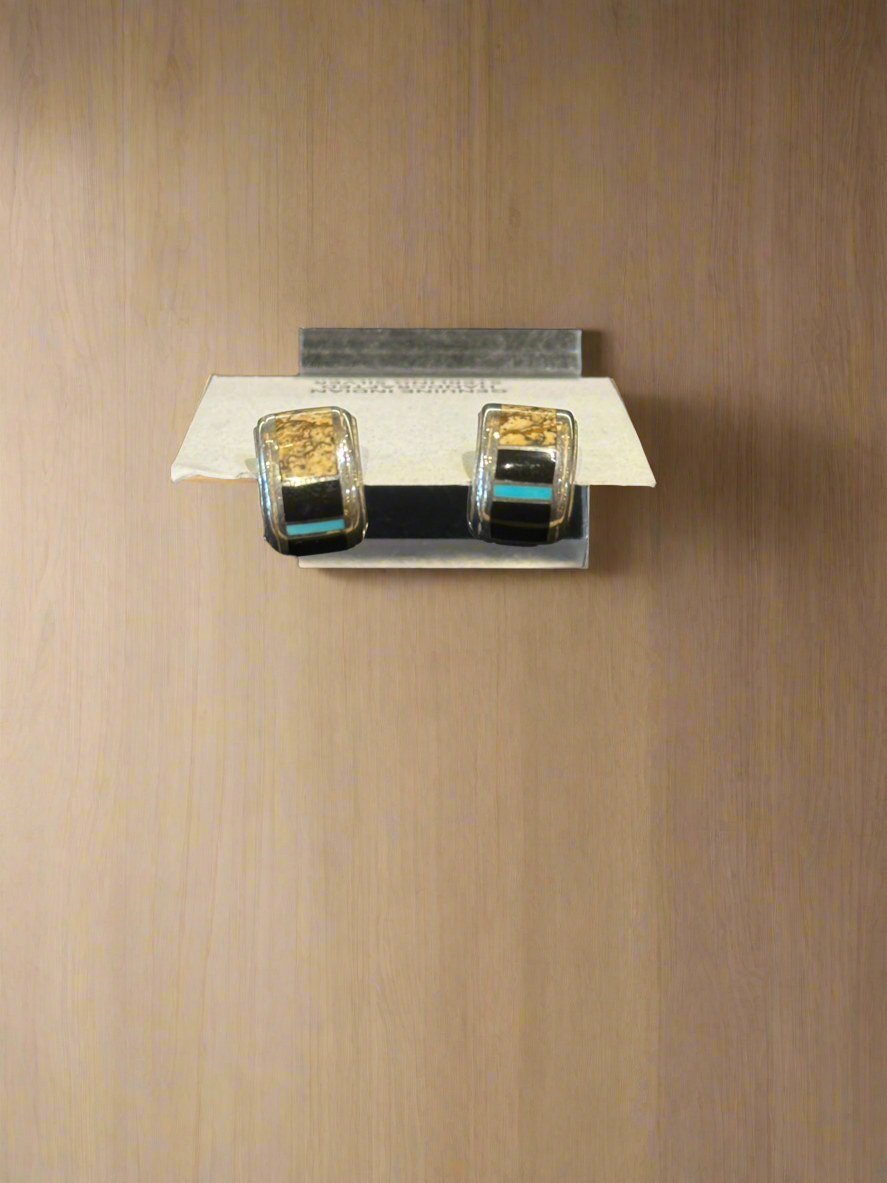 Native Earth round circle earrings.