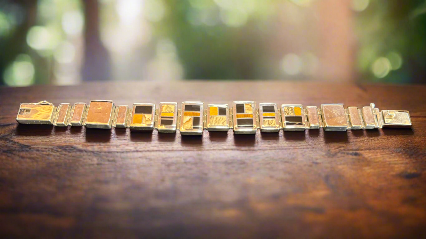 Native Earth link bracelet fifteen link bracelet.