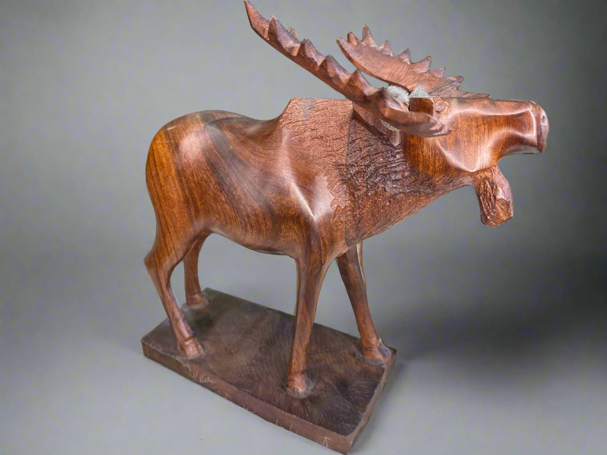 Ironwood Moose Carving XXL