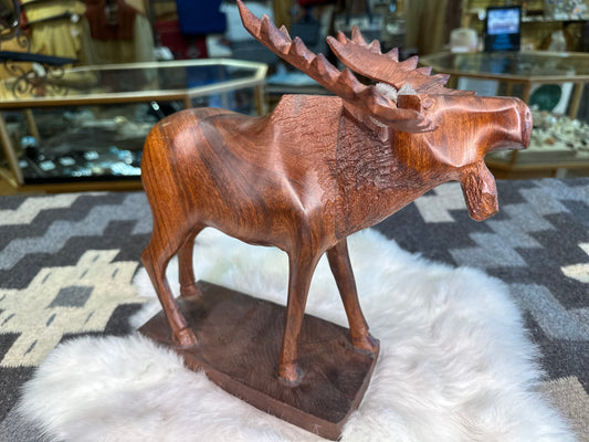 Ironwood Moose Carving XXL